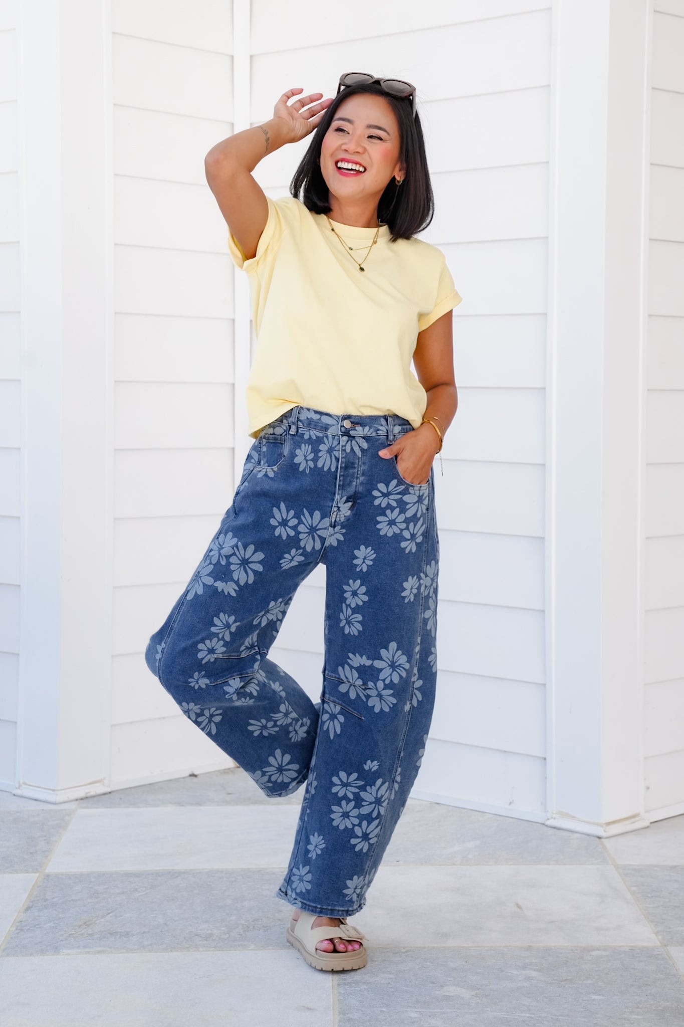 Floral Print Relax Fit Barrel Jeans