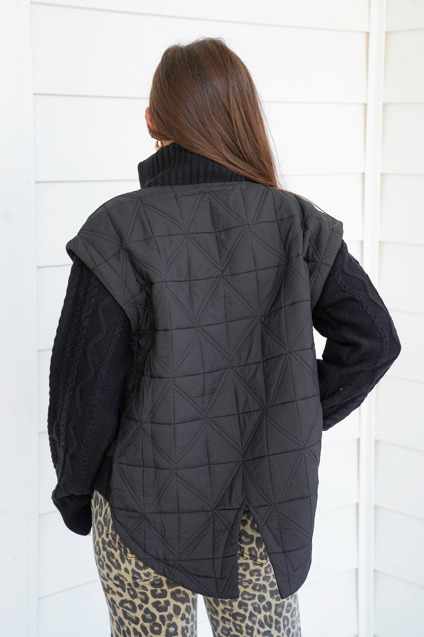 Textured Long Sleeve Zip Up Jacket With Side Pockets