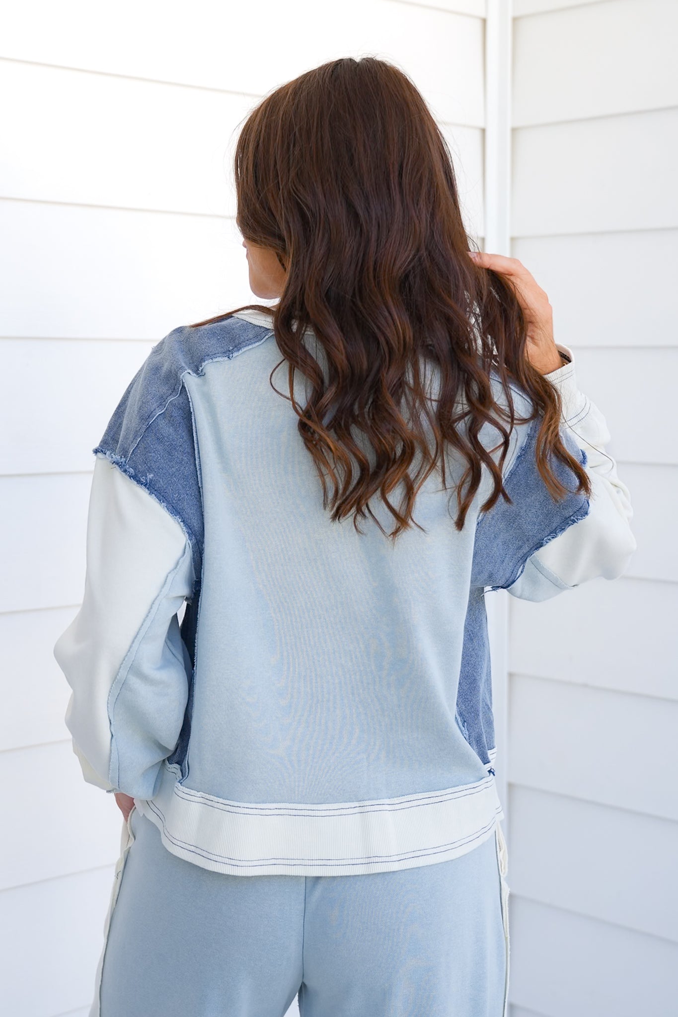 Frayed Color Block Long Sleeve Pullover Sweatshirt