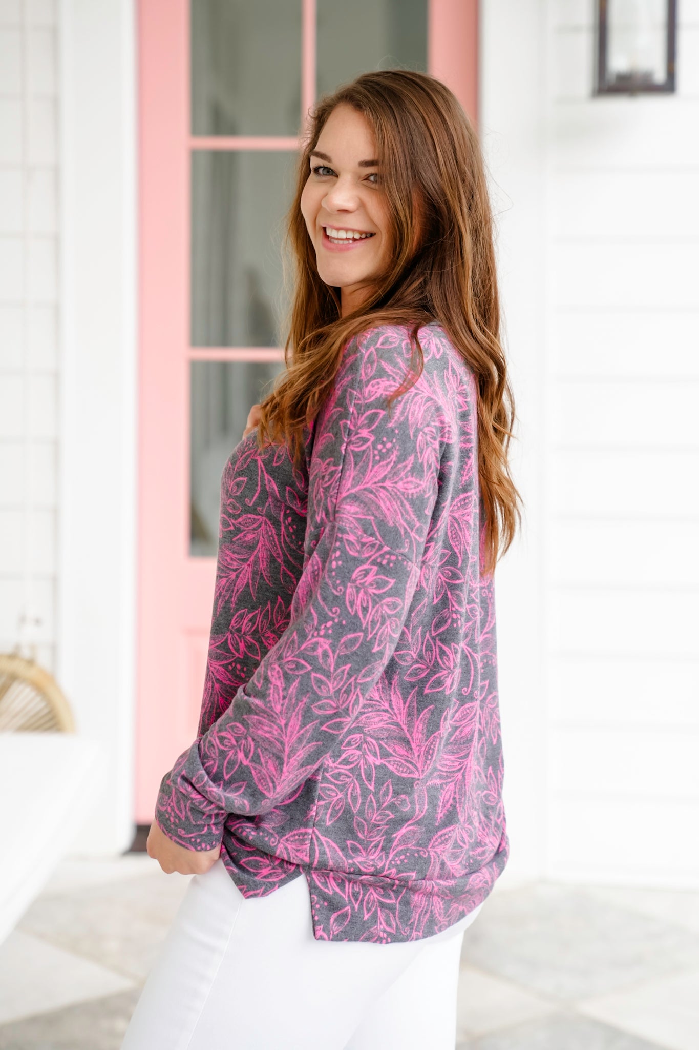 Plus/Reg Floral Print Long Sleeve Round Neck Top
