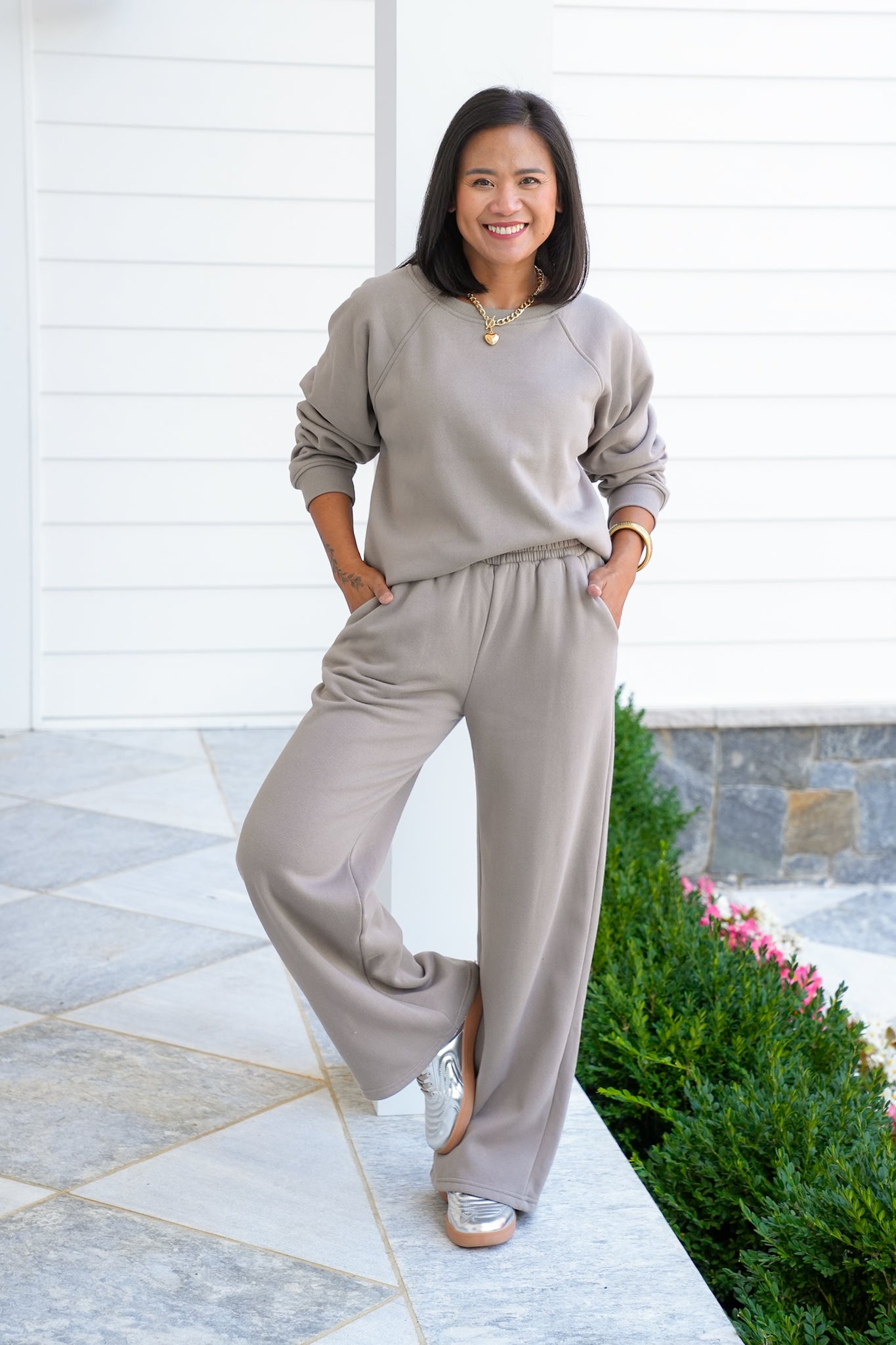 Restock! Door Buster! Zenana Fleece Raglan Sleeve Pullover and Sweatpants Set