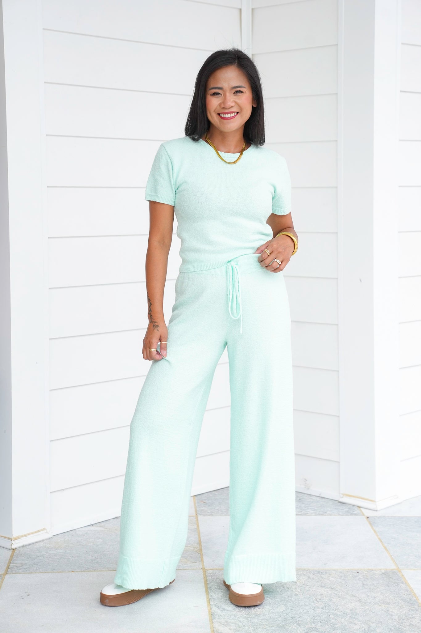 Round Neck Short Sleeve Cropped Sweater Top