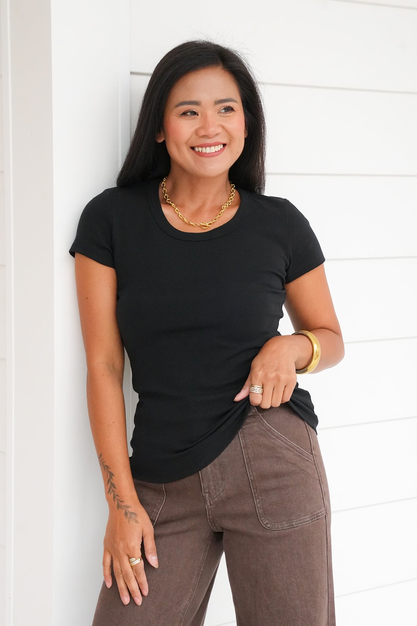 Door Buster! Plus/Reg Solid Basic Short Sleeve Round Neck Top
