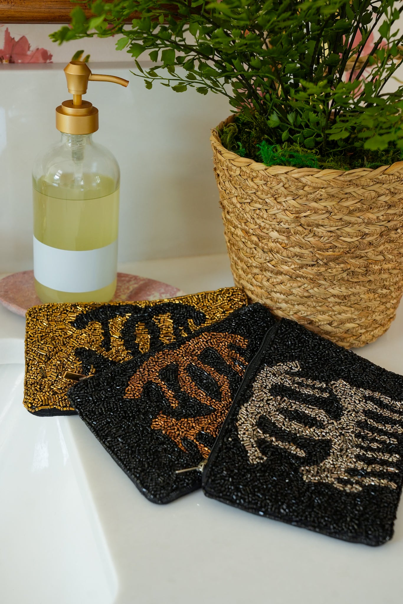 Treasure Jewels Inspired Beaded Clutch (Multiple Colors)