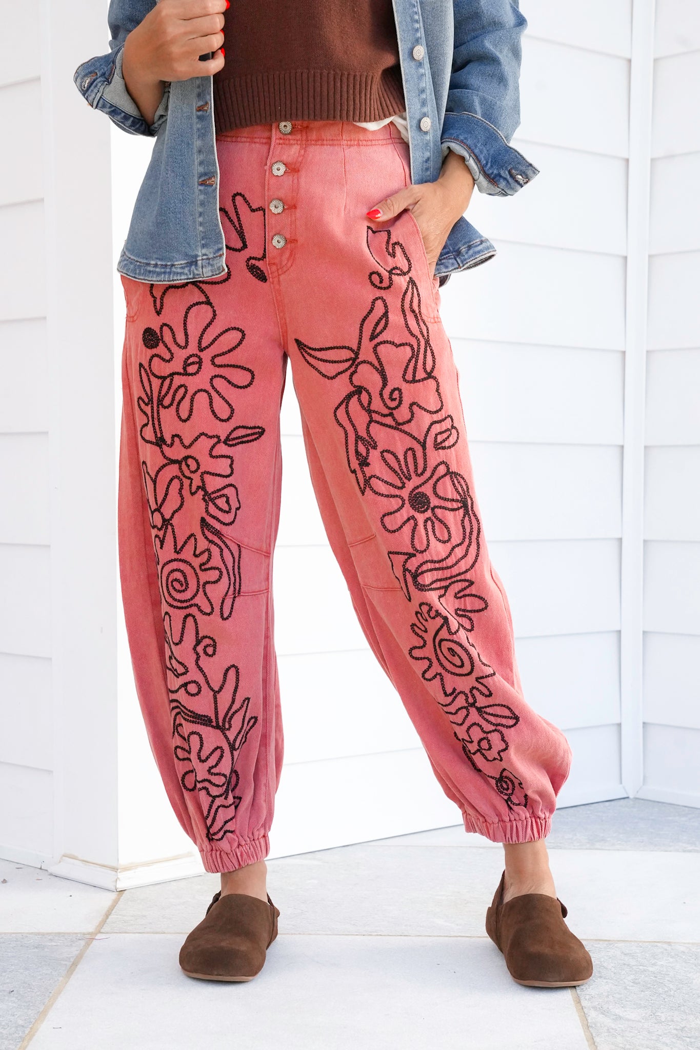 POL Floral Embroidered Pants with Elastic Cuff