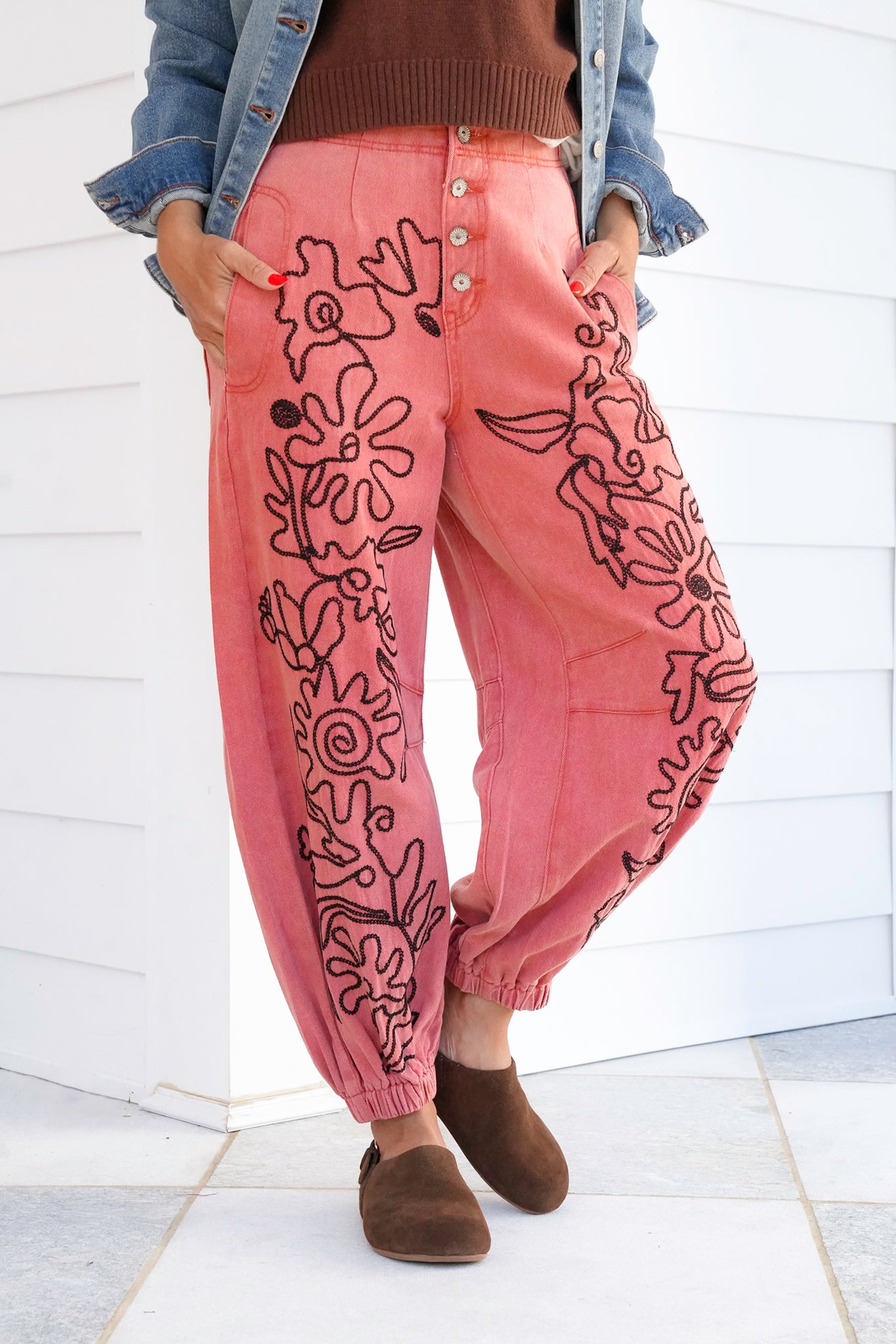 POL Floral Embroidered Pants with Elastic Cuff