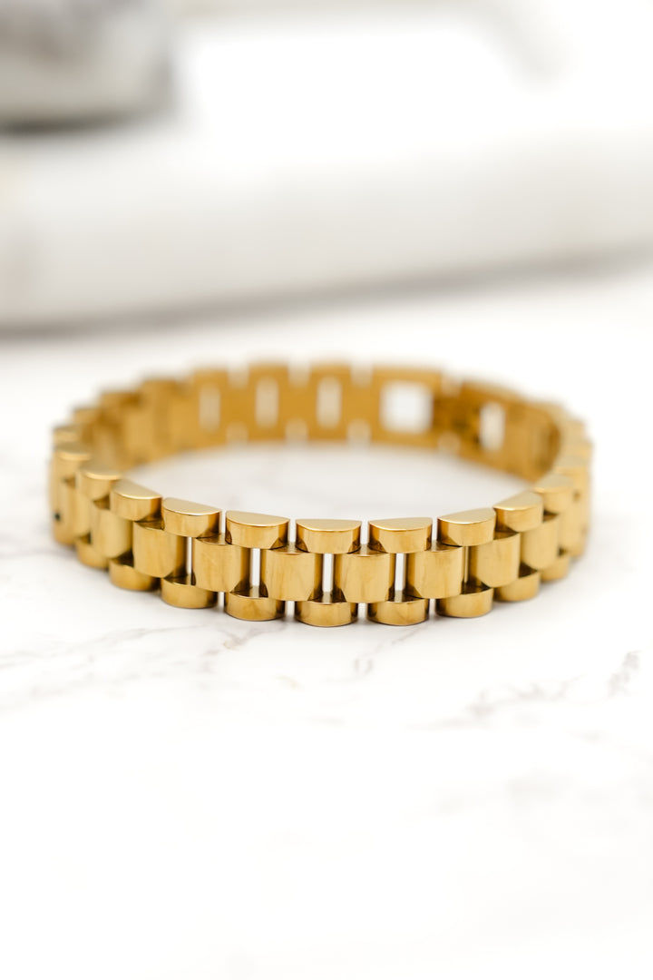 Chansutt Pearls Thin Gold Watch Band