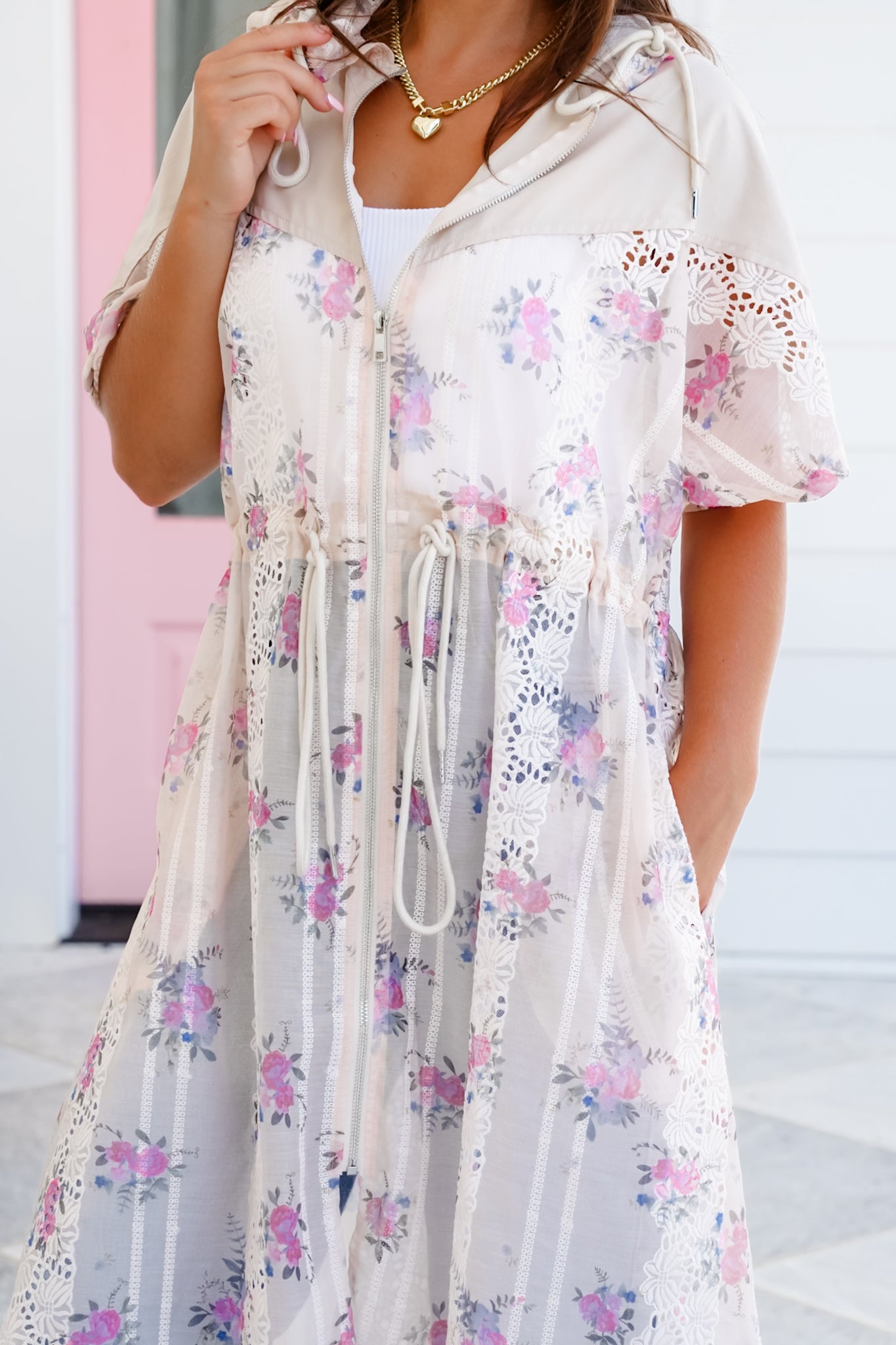 Short Sleeve Contrasted Hood Zip Up Long Jacket with Flower Detail