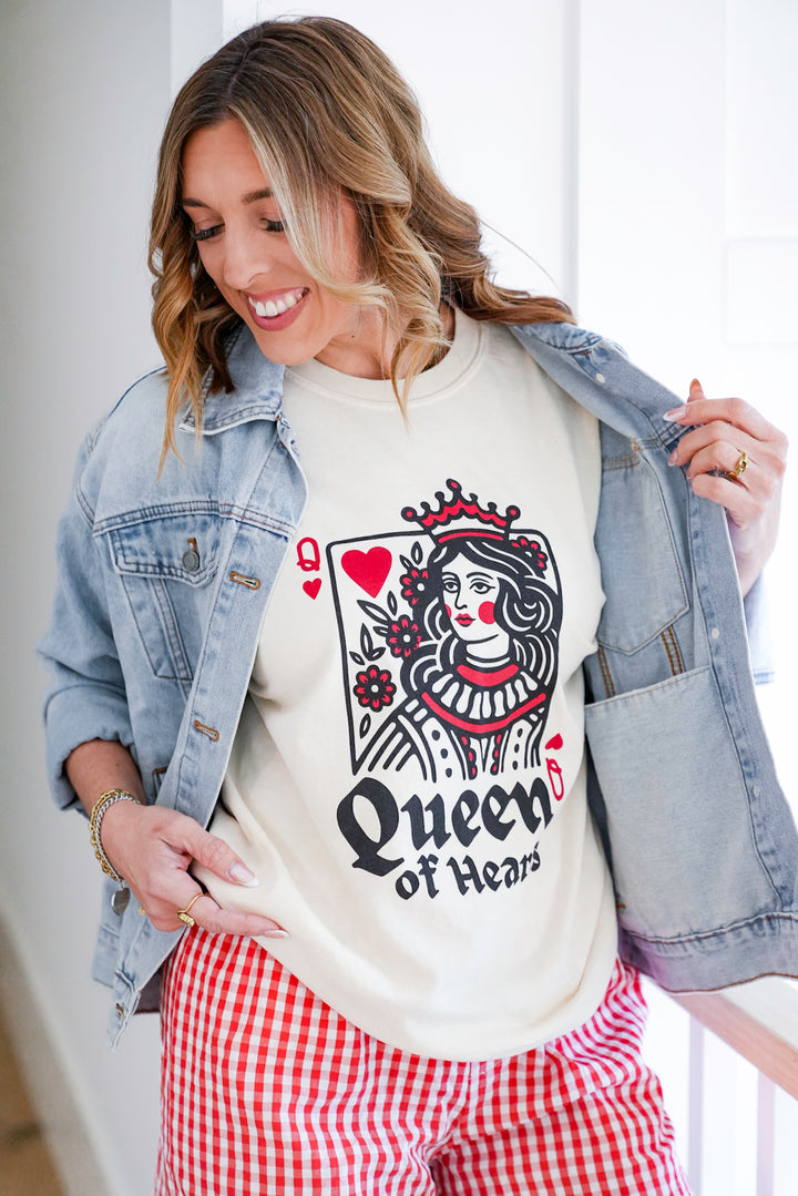 Plus/Reg Short Sleeve "Queen Of Hearts" Graphic Tee