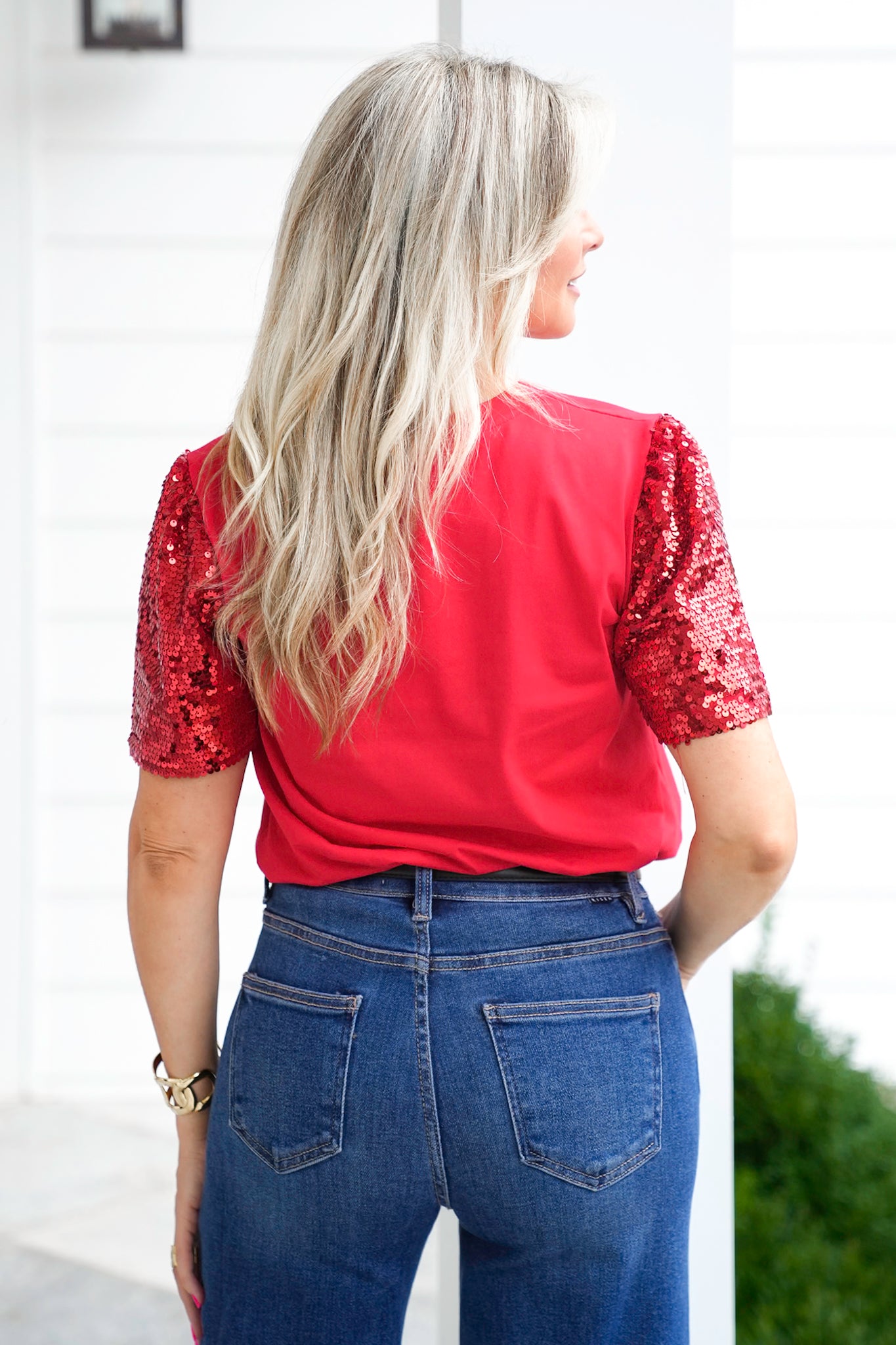 Plus/Reg Short Sequin Sleeve Christmas Presents Top