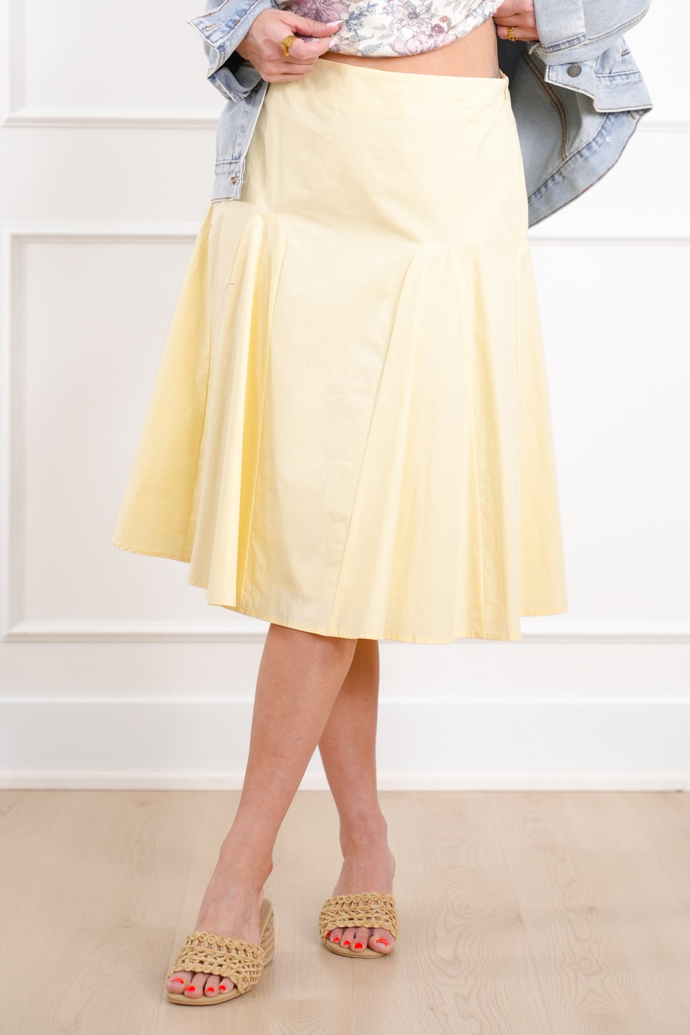 Yellow Poplin Midi Skirt with Side Zipper