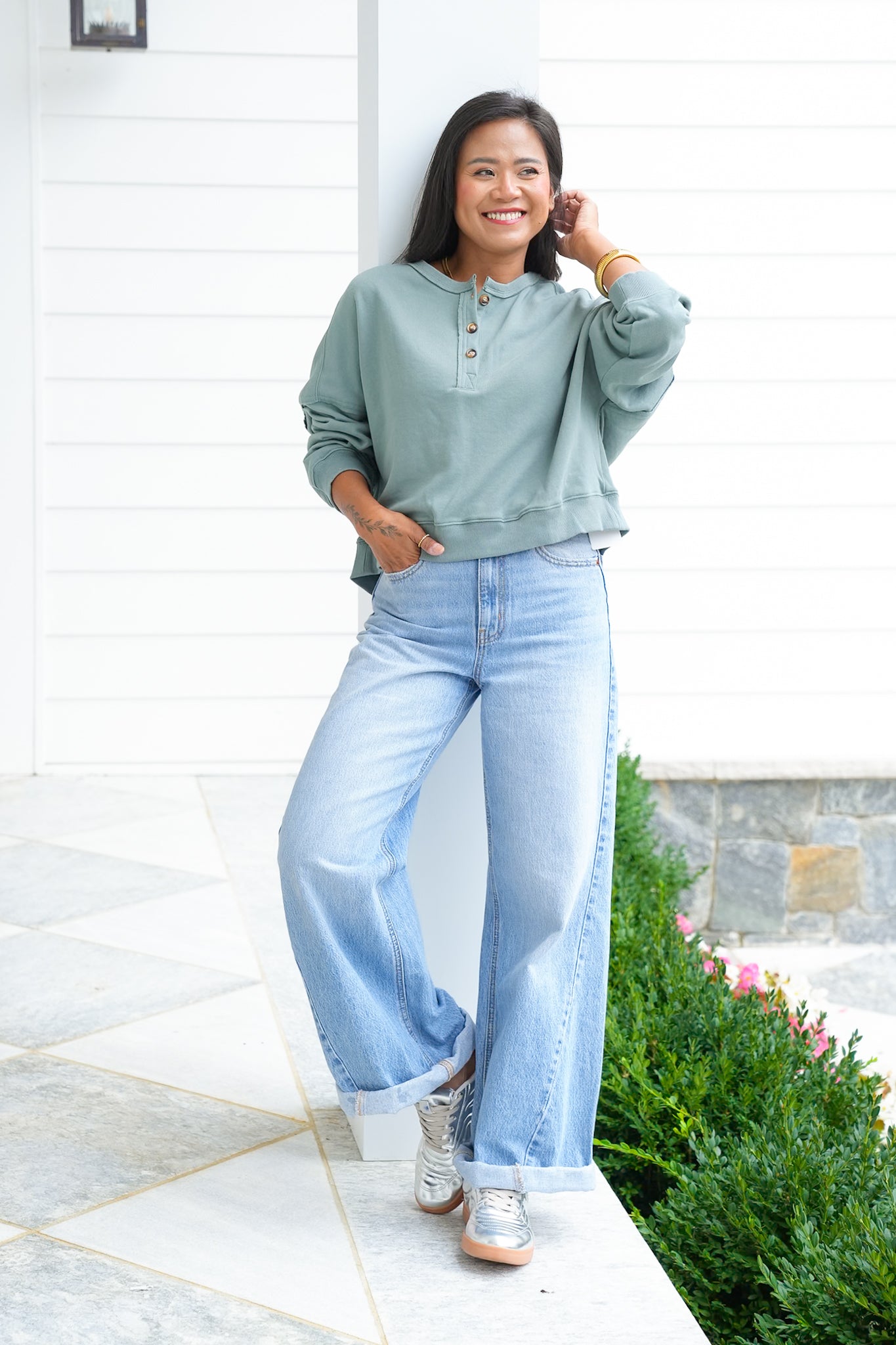 Long Sleeve Henley Sweatshirt Top