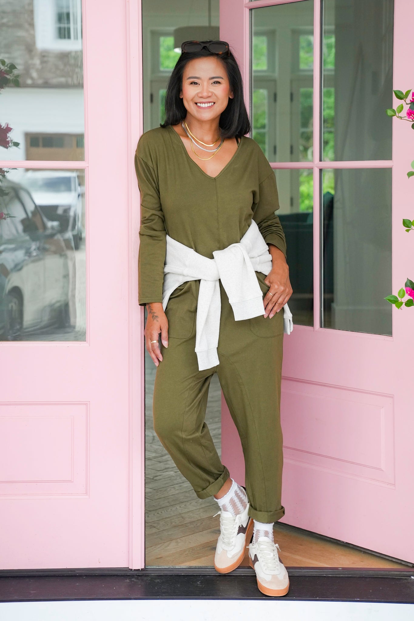 Plus/Reg Long Sleeve V Neck Jumpsuit