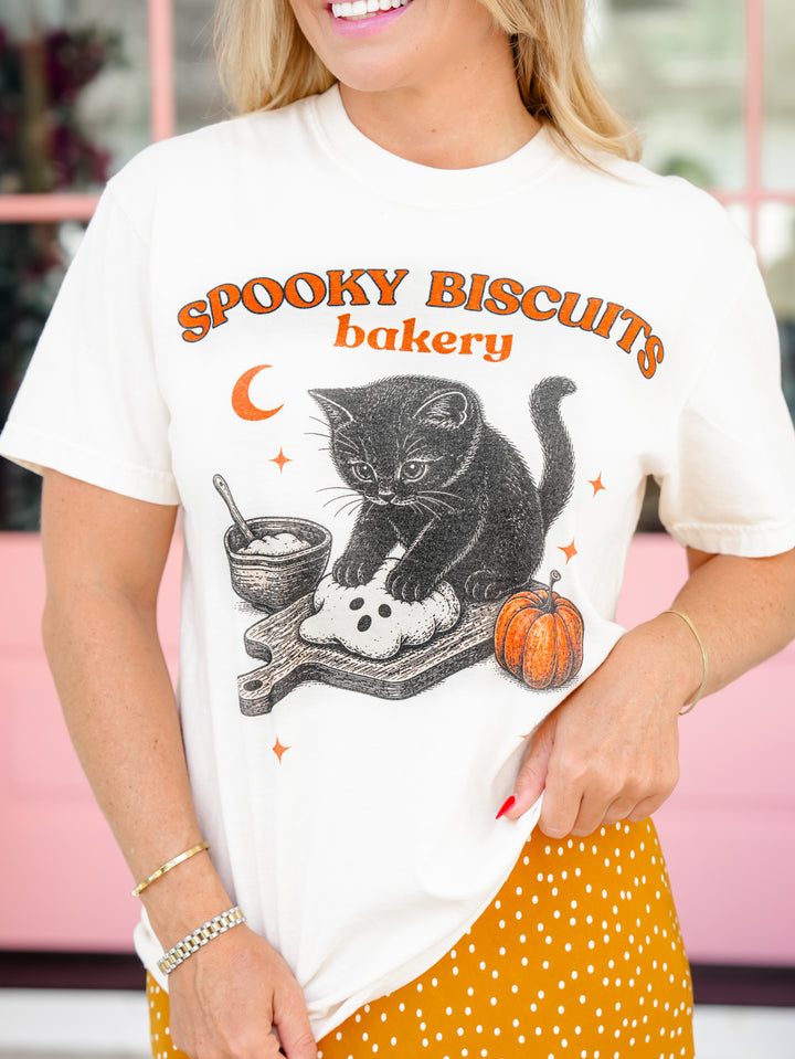 Plus/Reg Short Sleeve "Spooky Biscuits Bakery" Cat Graphic Tee - Freckled Poppy