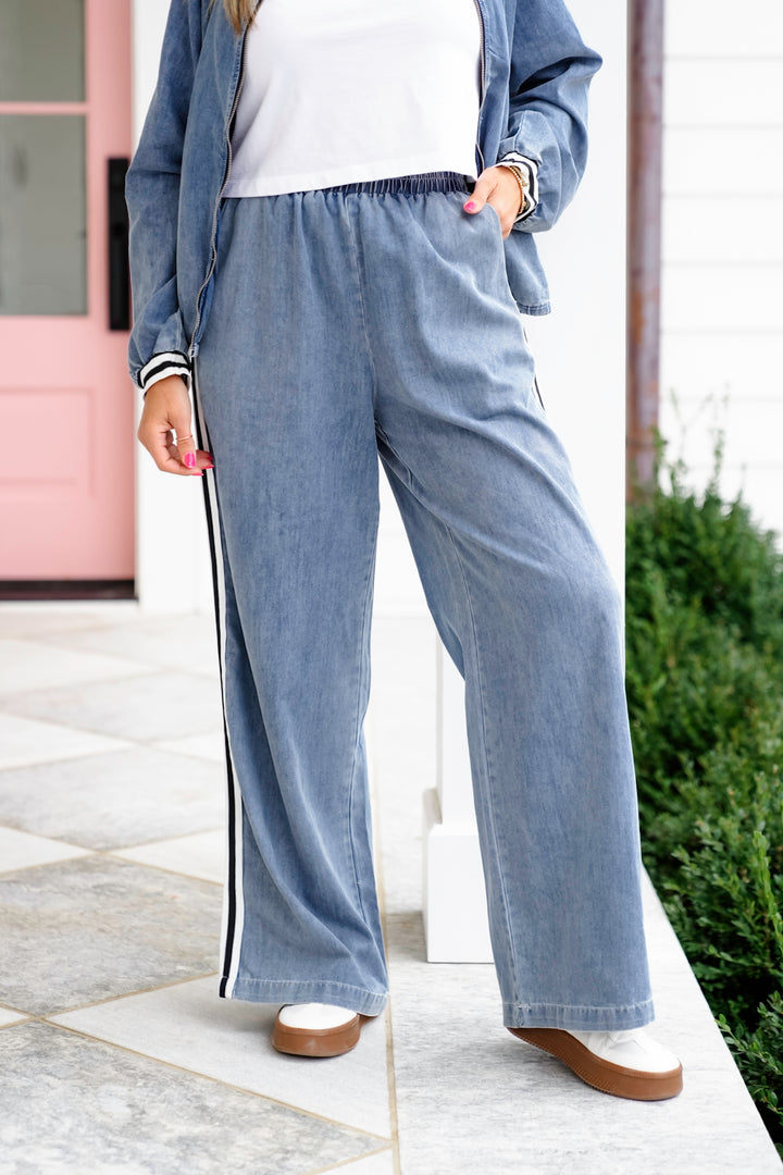 Elastic Waist Wide Leg Pants with Side Stripe