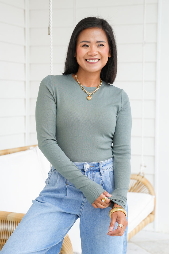 Basic Ribbed Long Sleeve Knit Top