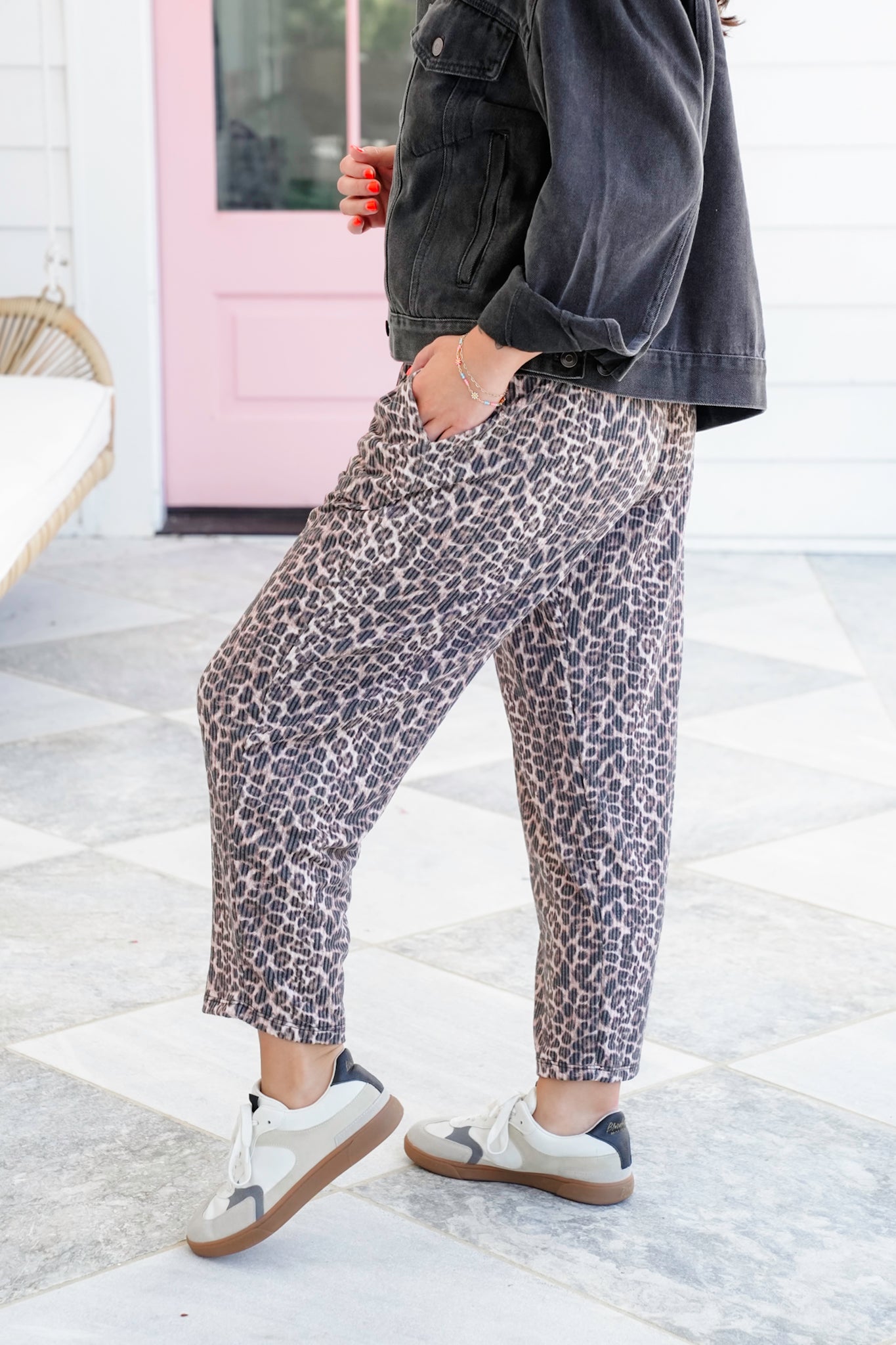 Plus/Reg Leopard Ribbed Knit Elastic Waist Pants