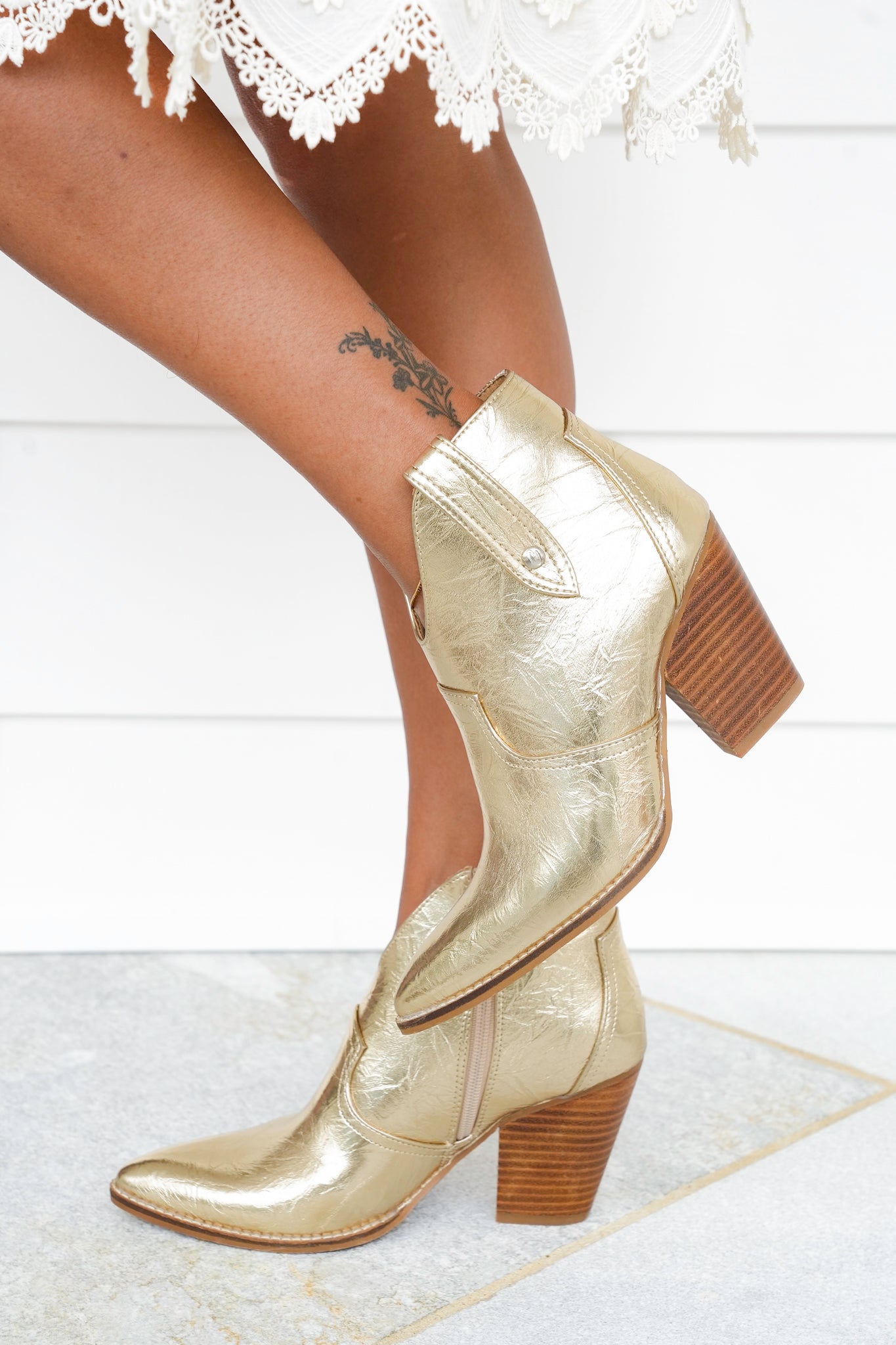 Corky's "Bar Hoppin" Western Side Pull Tab Stacked Heel Bootie