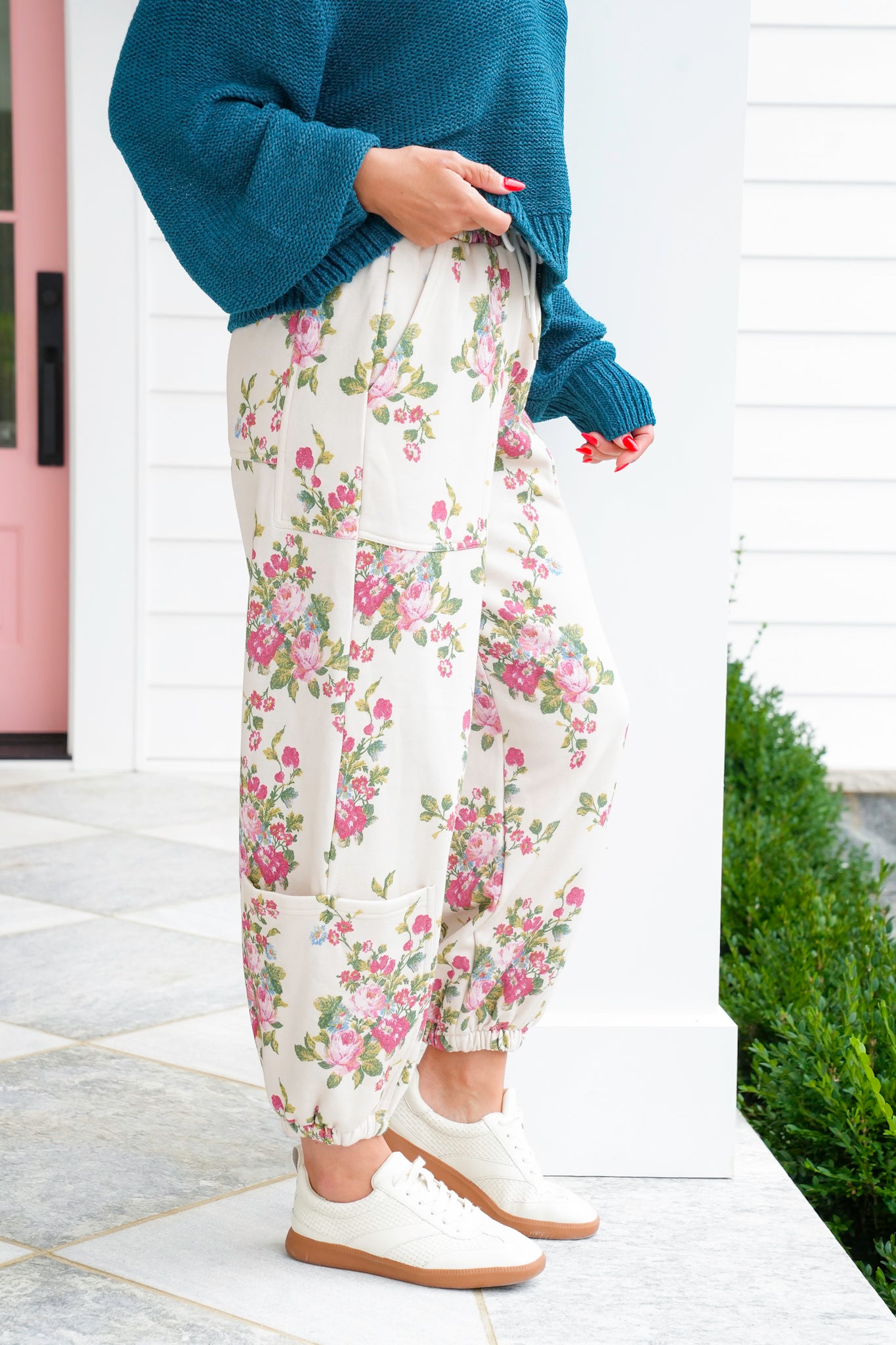 Floral Print Elastic Waist Jogger with Drawstring