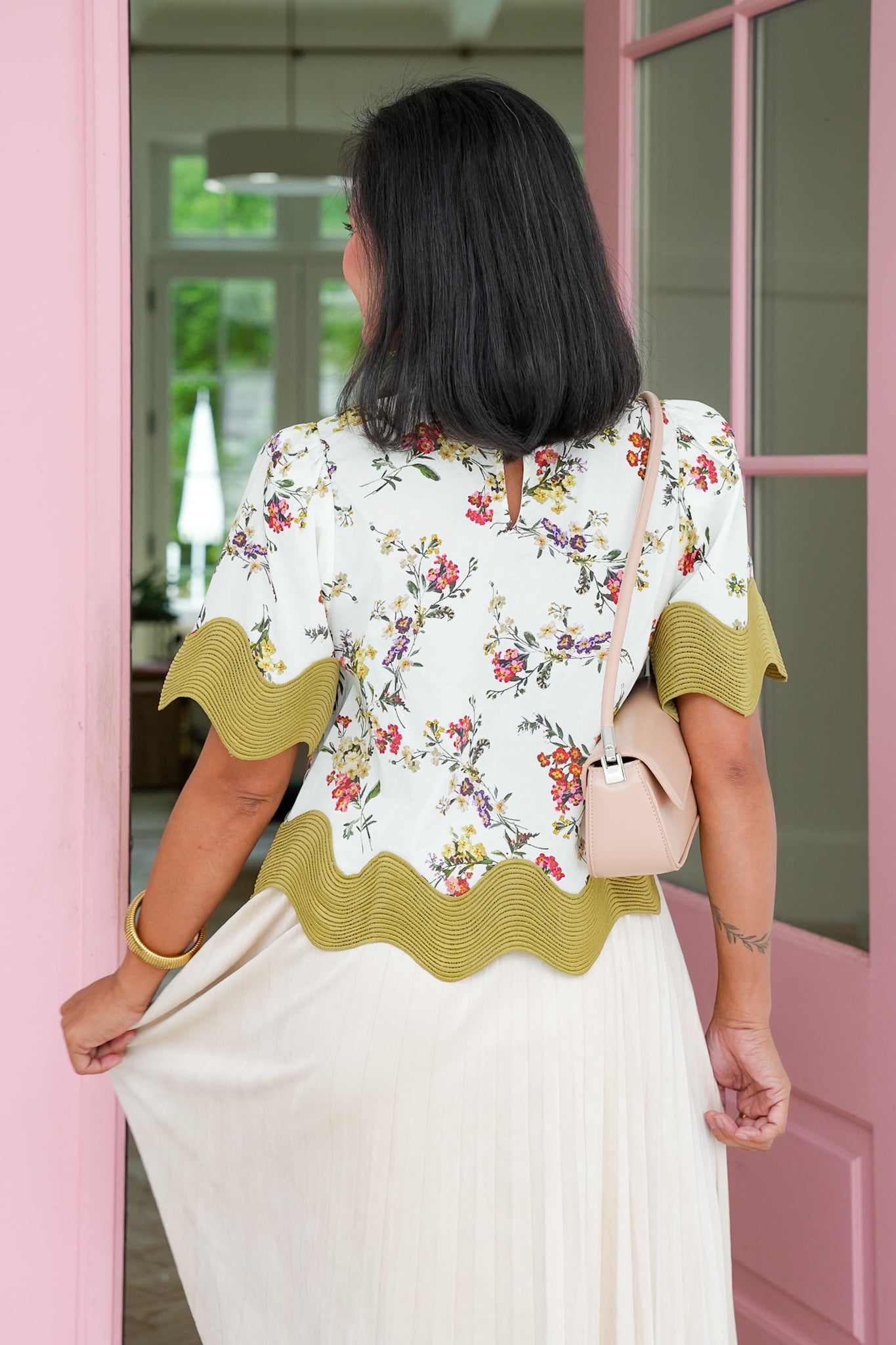 Floral Print Short Sleeve Top with Oversized Ric Rac Trim Detail