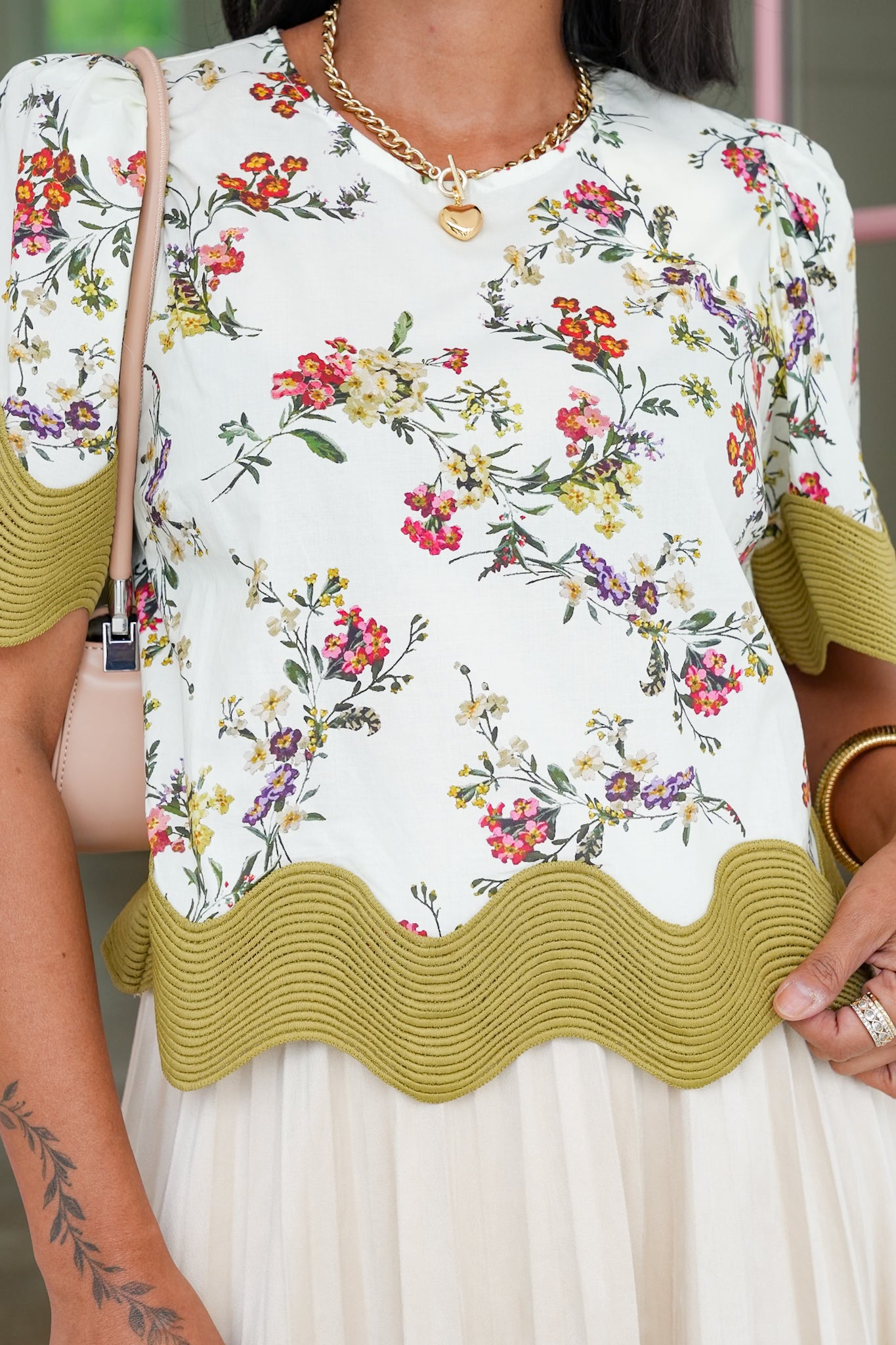 Floral Print Short Sleeve Top with Oversized Ric Rac Trim Detail