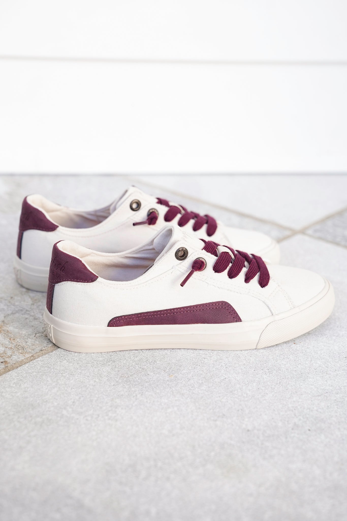 Blowfish Low Top Lace Up Canvas Sneaker