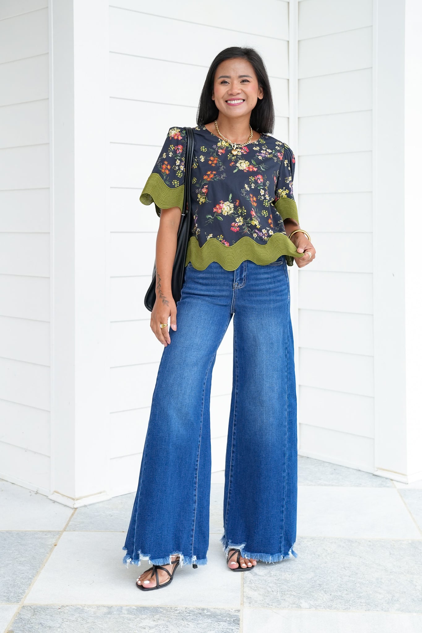 Floral Print Short Sleeve Top with Oversized Ric Rac Trim Detail