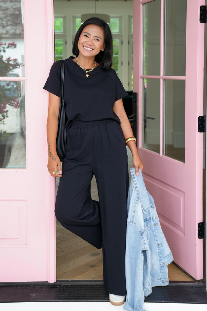 Black Short Sleeve Crop Top and Pants Set