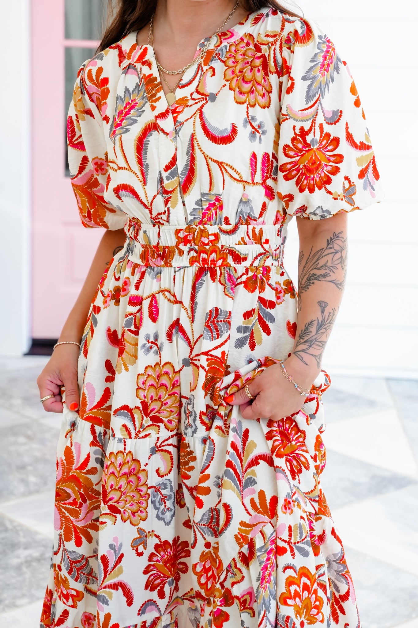 Plus/Reg Ivory Floral Short Sleeve Tiered Midi Dress