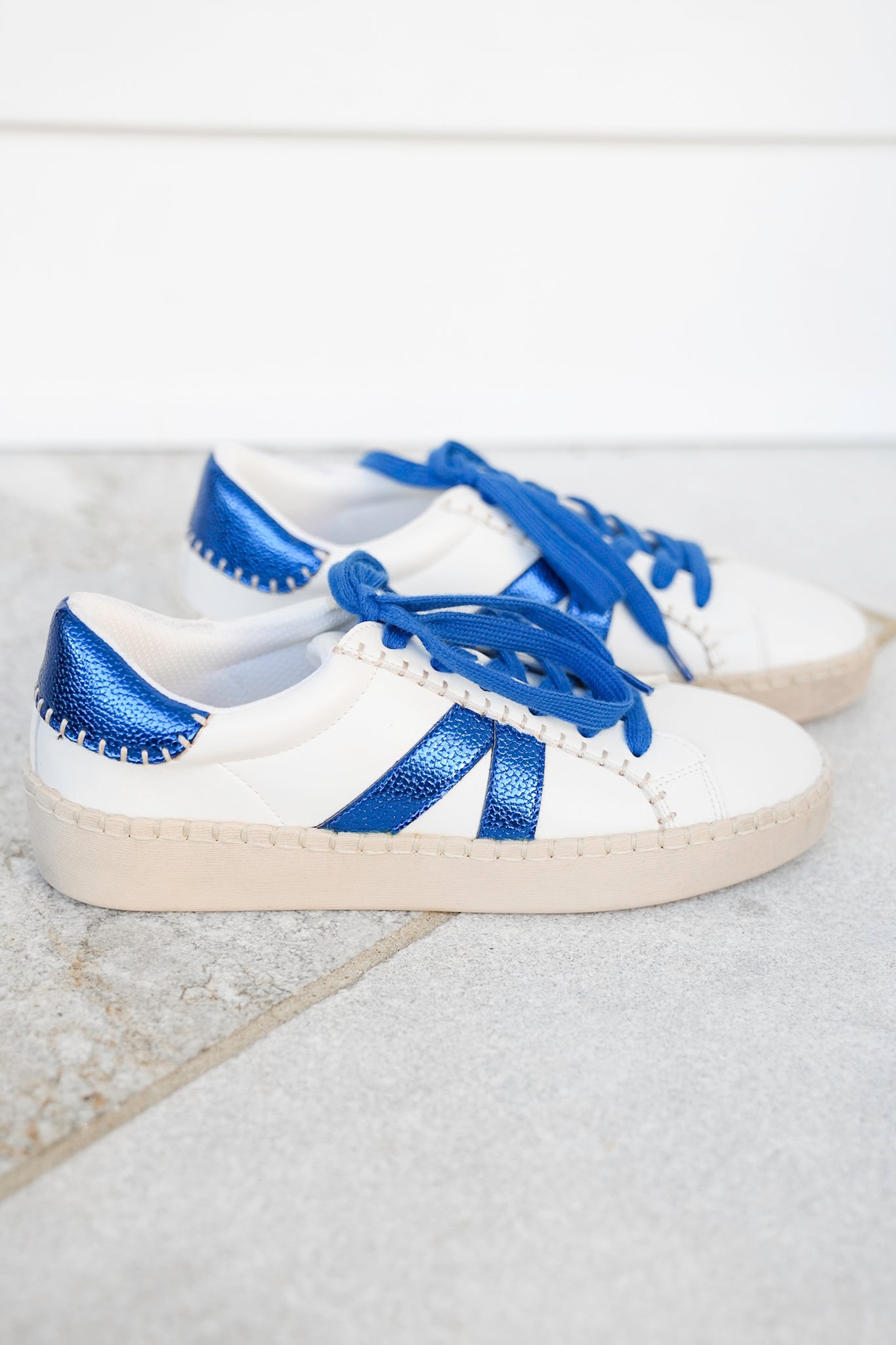Corky's "Friend Zone" Metallic Side Stripes Lace Up Sneaker
