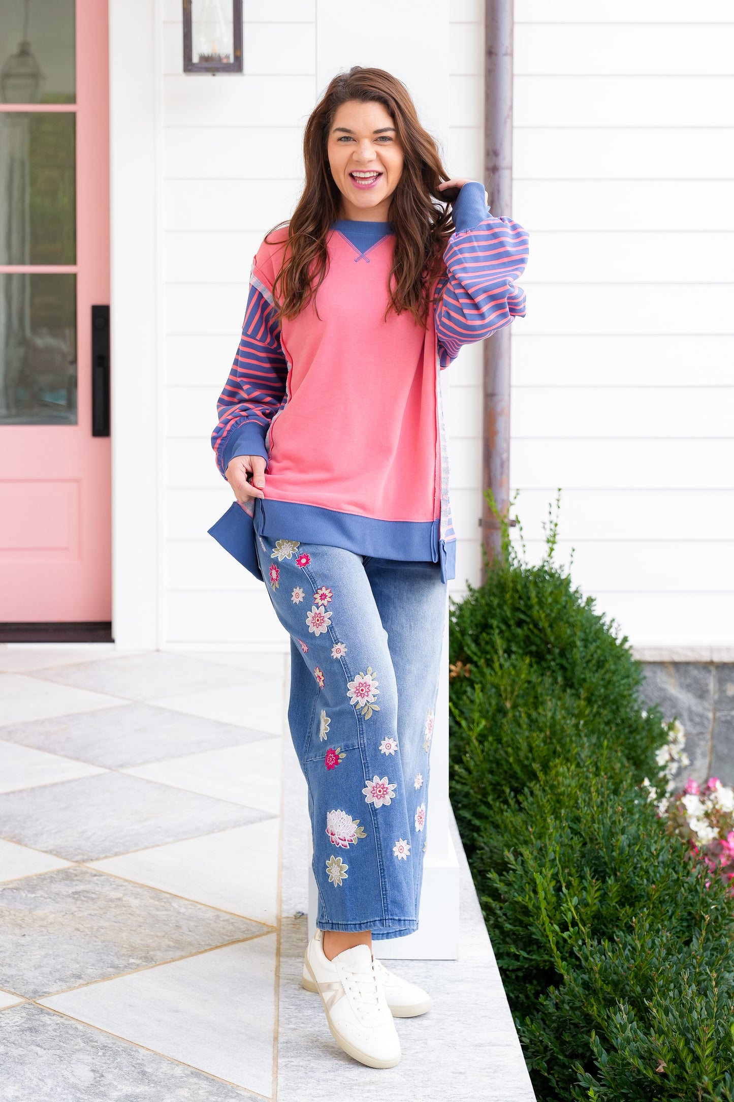 Medium Wash Denim Jeans with Floral Embroidery