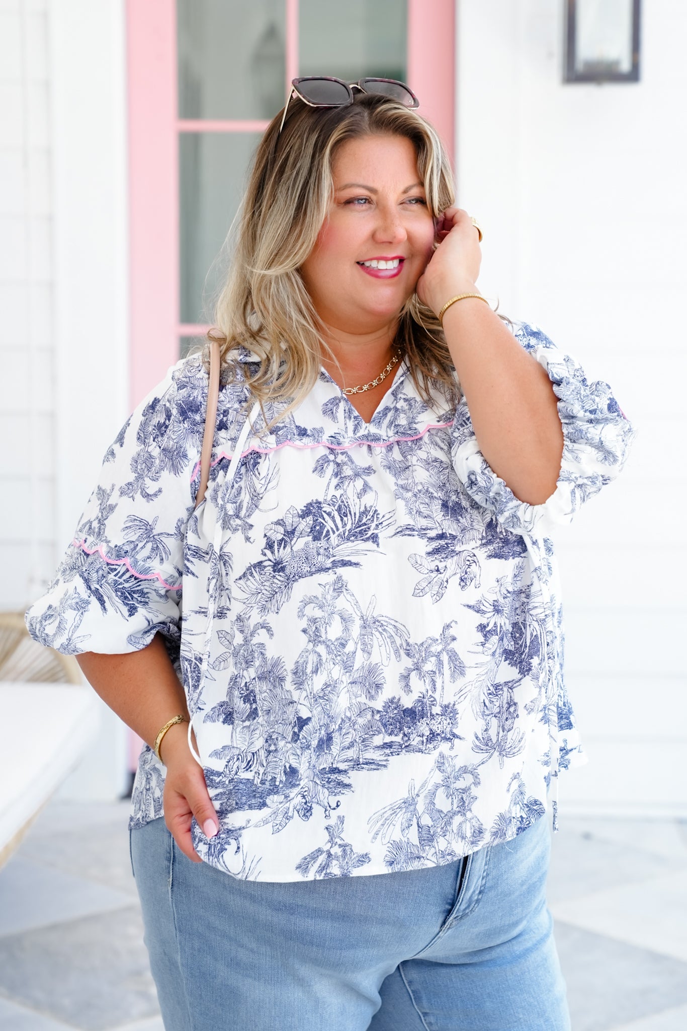 Plus/Reg Print Short Balloon Sleeve Top with Trim Detail