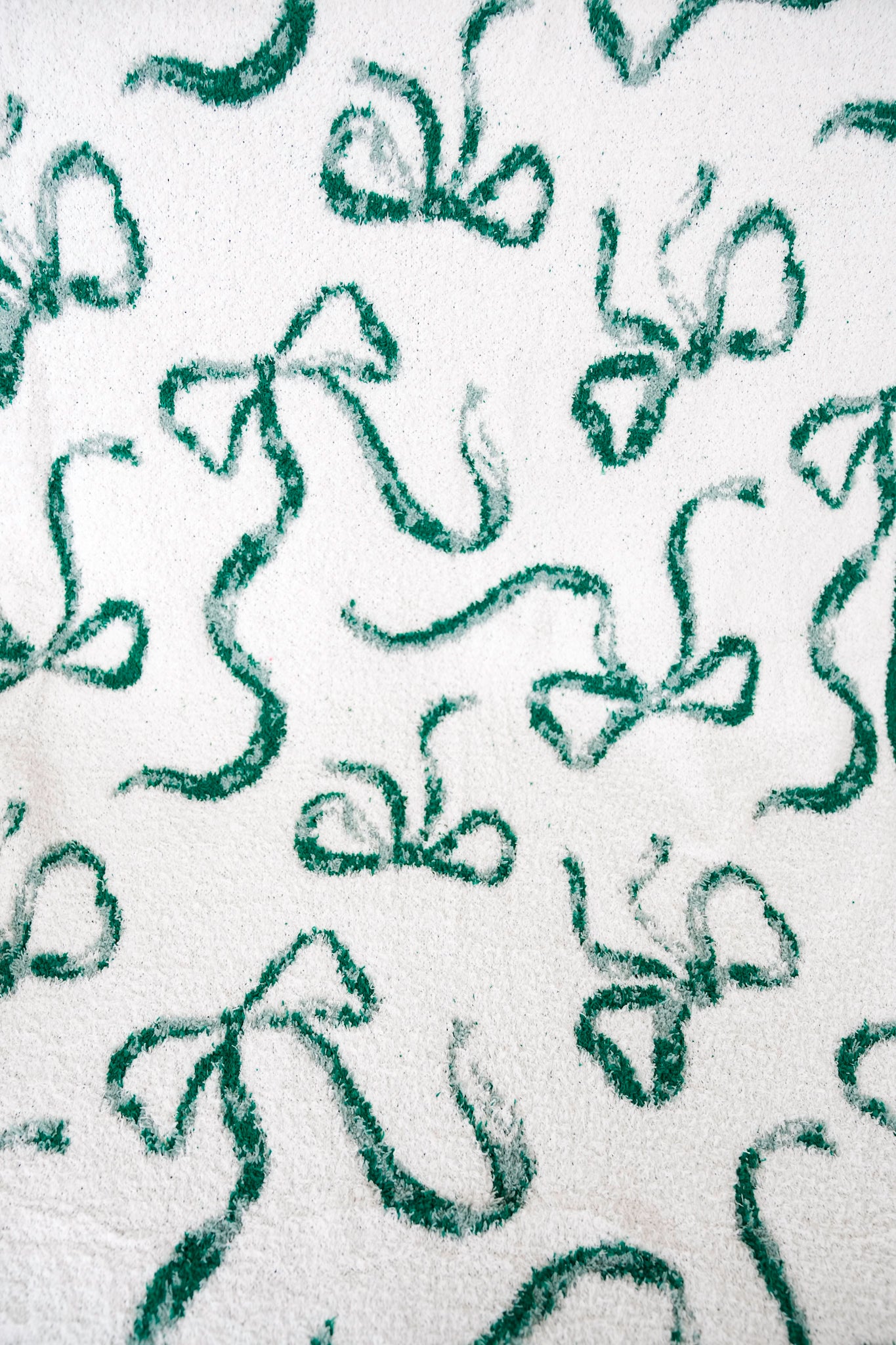 White and Green Ribbons Plush Fuzzy Blanket