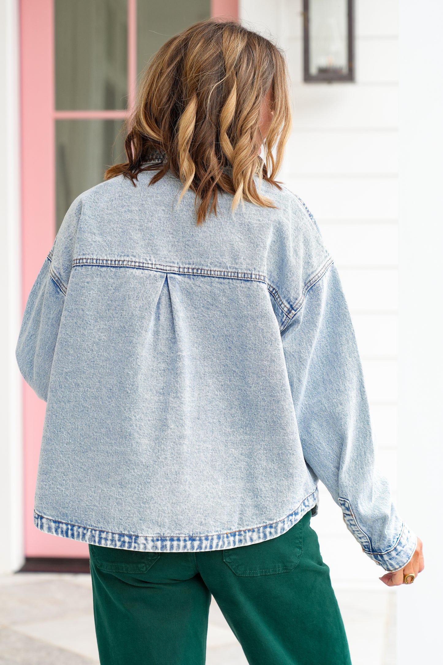Light Wash Long Sleeve Double Pocket Jacket
