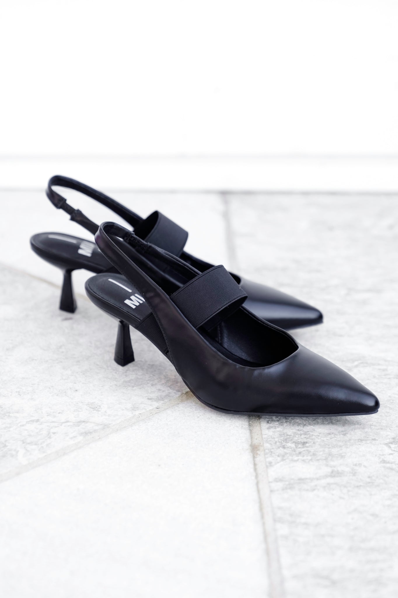MIA Chic Pointed Toe Elastic Band Heel