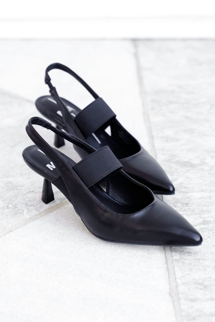 MIA Chic Pointed Toe Elastic Band Heel