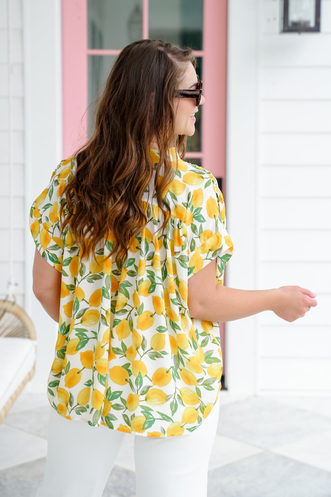 Plus/Reg Lemon Print Short Sleeve Split Neck Blouse