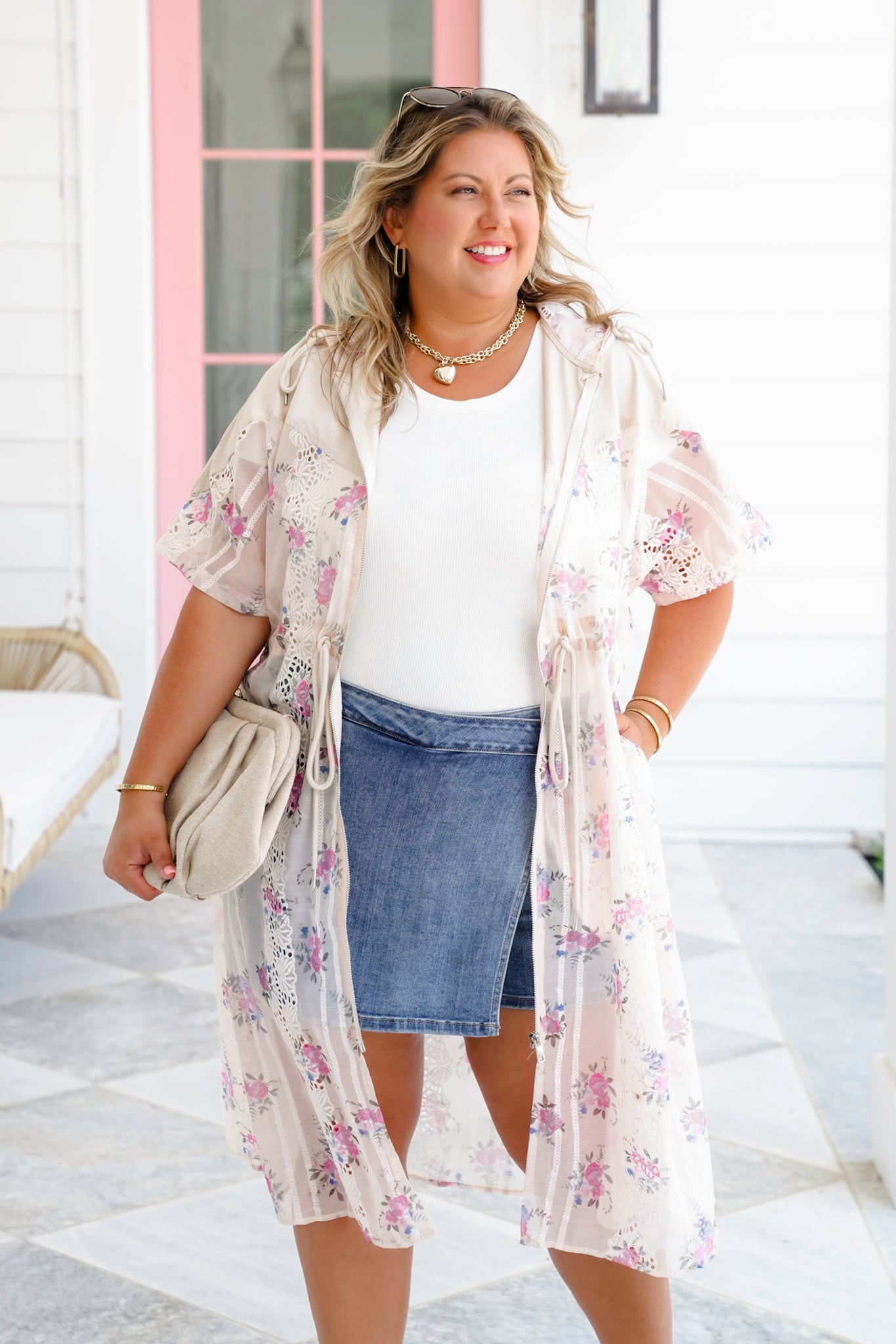 Short Sleeve Contrasted Hood Zip Up Long Jacket with Flower Detail