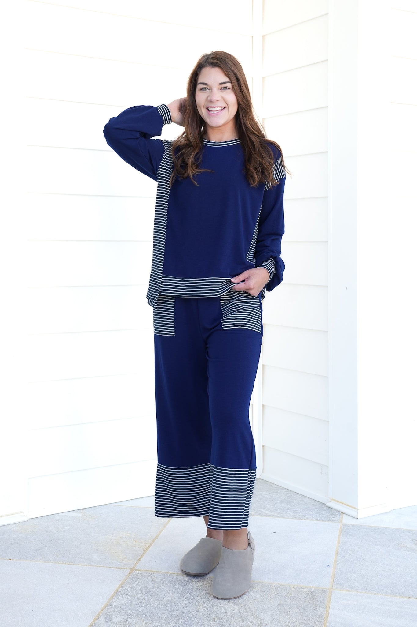 Plus/Reg Solid Long Sleeve Round Neck Top with Stripes