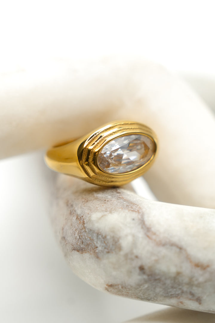 Chansutt Pearls Carly Ring