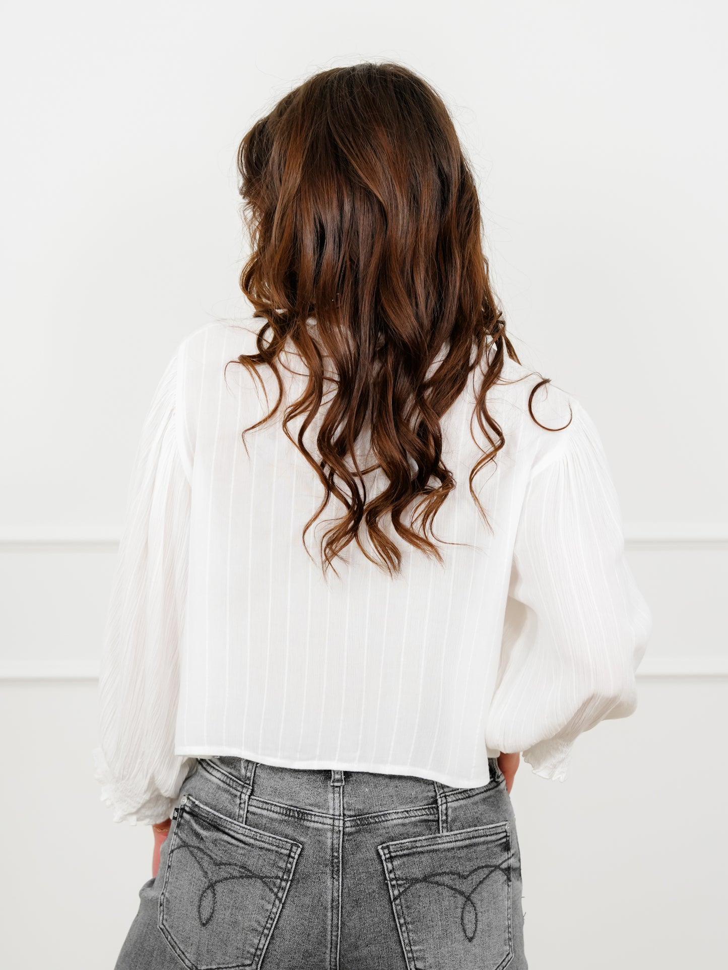 POL Long Sleeve Embroidered V Neck Crop Top