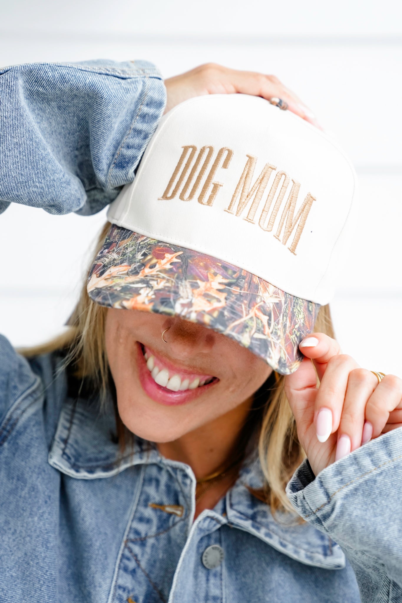 Dog Mom Embroidery Camo Print Brim 5 Panel Baseball Cap