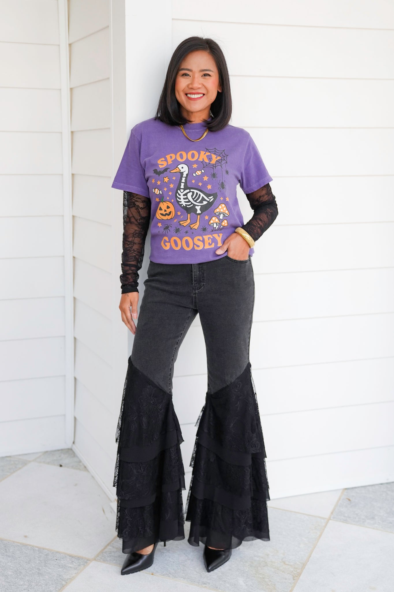 Plus/Reg Short Sleeve "Spooky Goosey" Graphic Tee