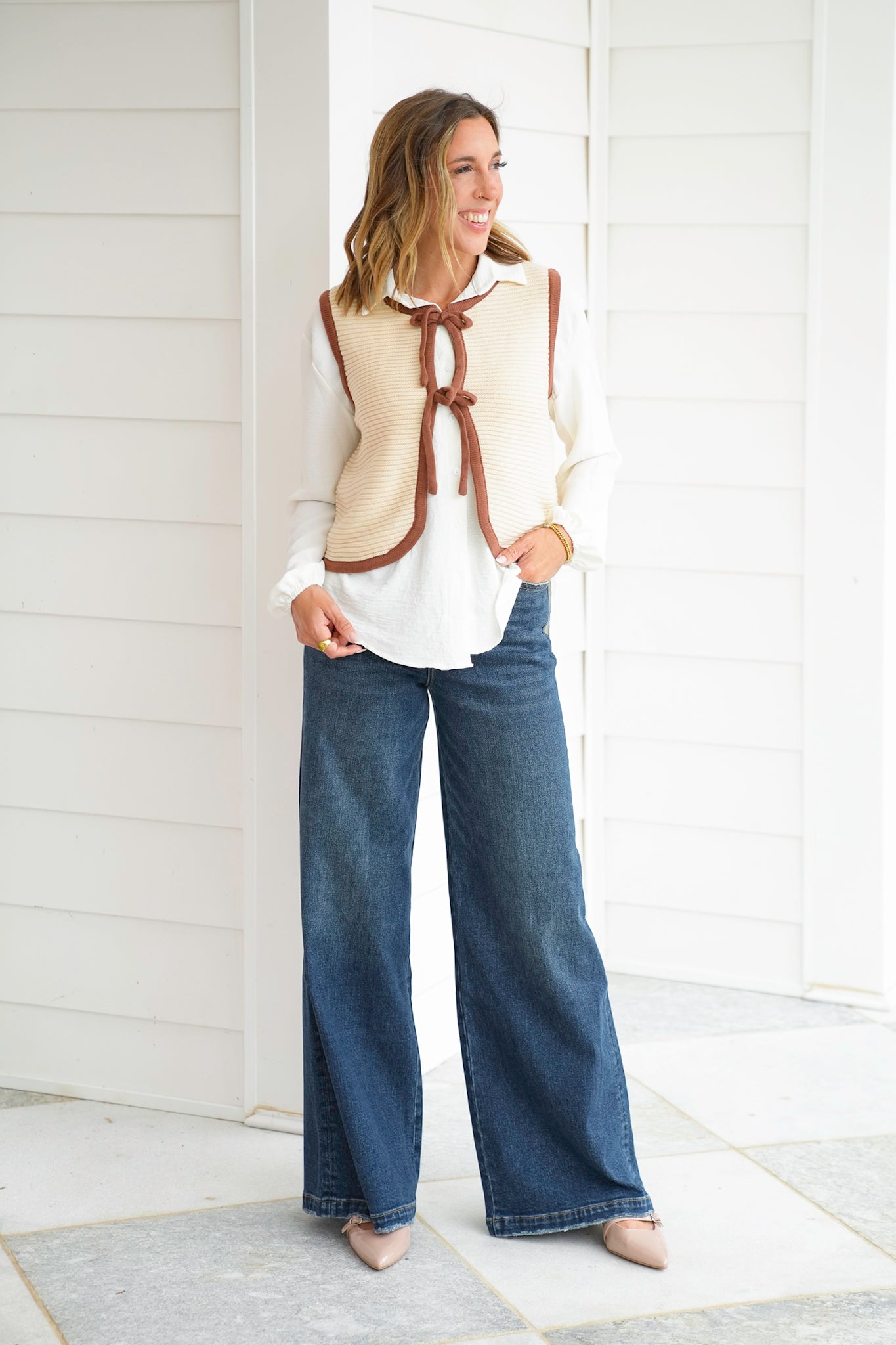 Ribbed Knit Tie Front Vest with Contrast Trim Detail