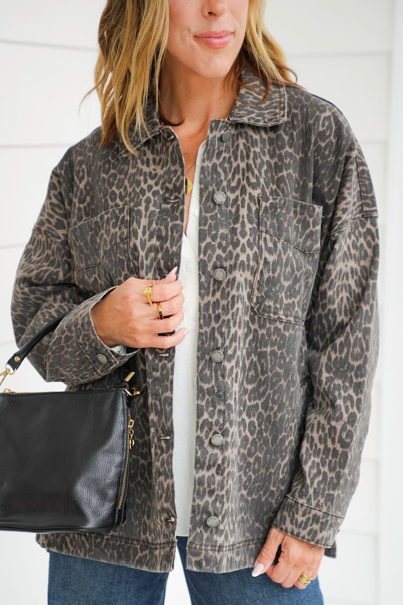 Veveret Leopard Long Sleeve Button Down Jacket