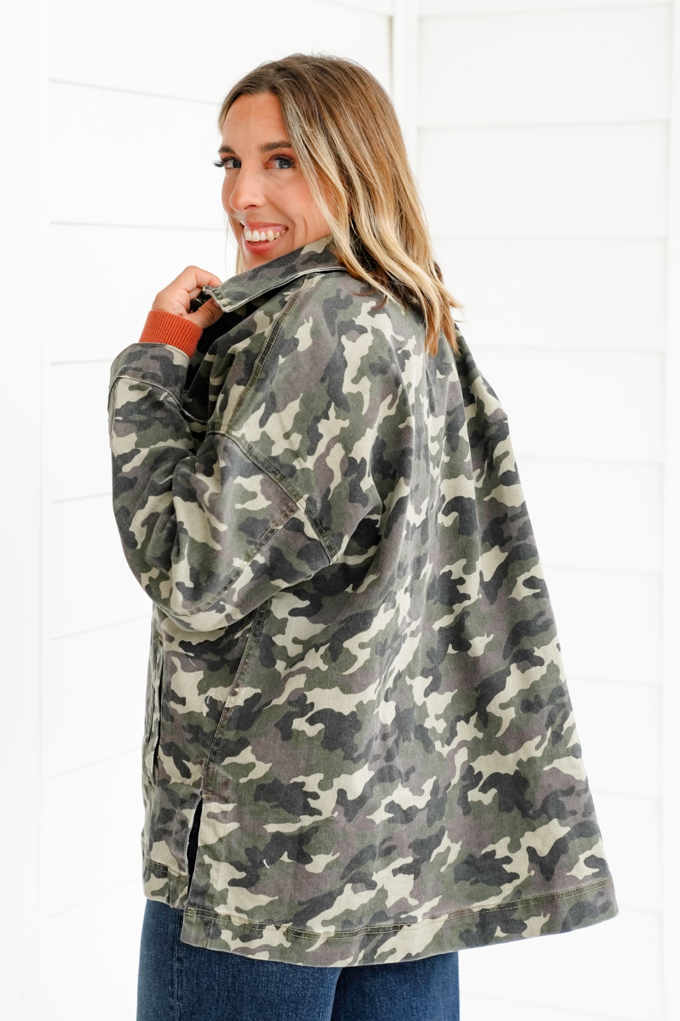 Veveret Camo Long Sleeve Button Down Boyfriend Jacket