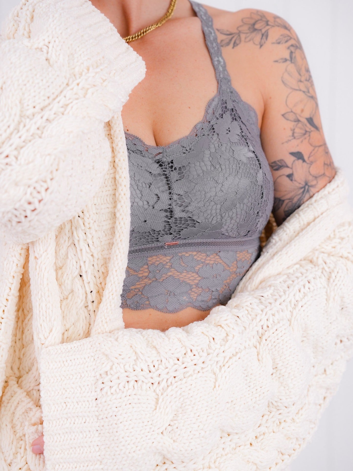 Restocks!! Plus/Reg Lace Racerback Bralette With Adjustable Straps (Multiple Colors)