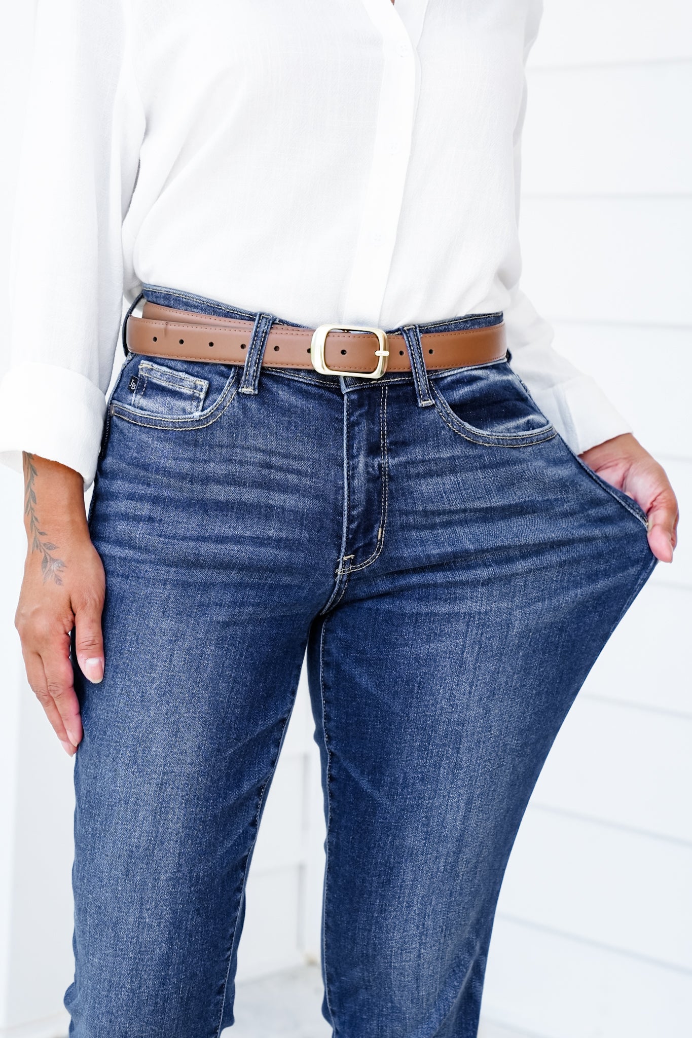Judy Blue My Favorite Boyfriend Mid-Rise Dark Wash Non Distressed Cuffed Boyfriend Jeans