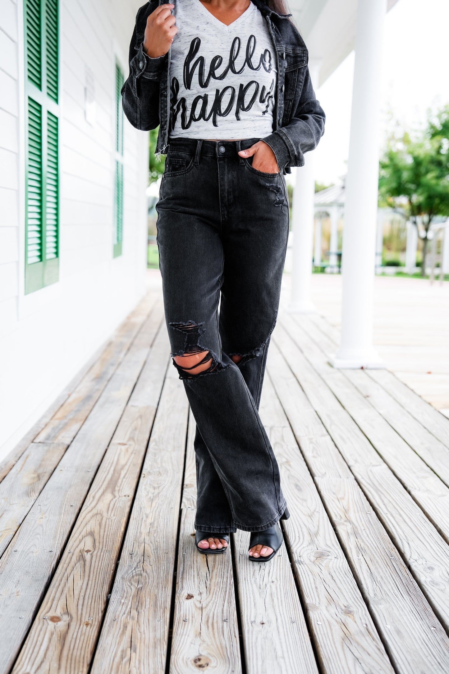 Judy Blue Straight Obsessed High Rise Black Rigid Magic 90's Distressed Straight Leg Jeans