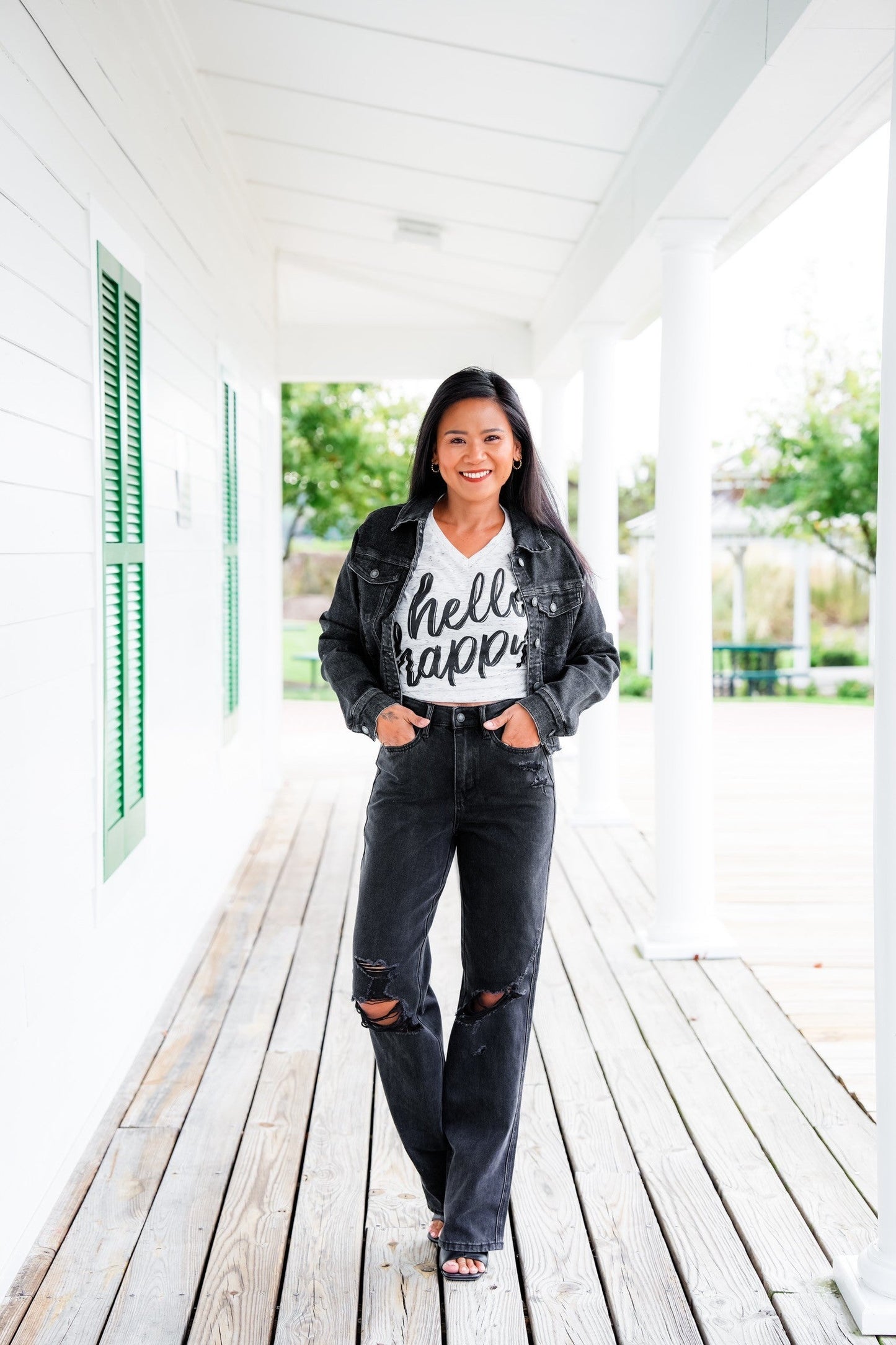Judy Blue Straight Obsessed High Rise Black Rigid Magic 90's Distressed Straight Leg Jeans